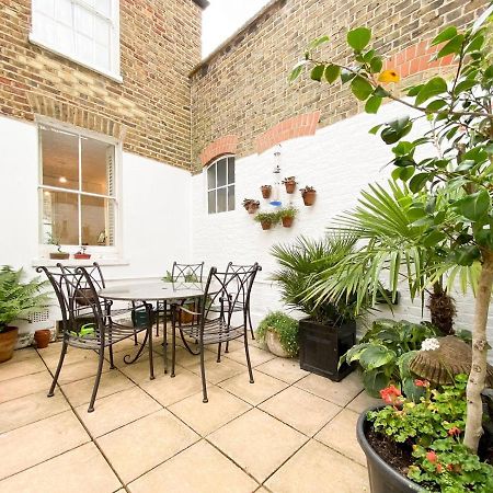 Pass The Keys Garden Apartment In Stockwell Лондон Екстериор снимка