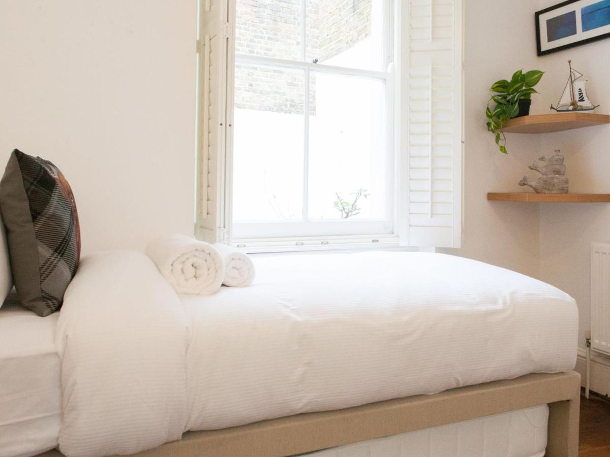 Pass The Keys Garden Apartment In Stockwell Лондон Екстериор снимка