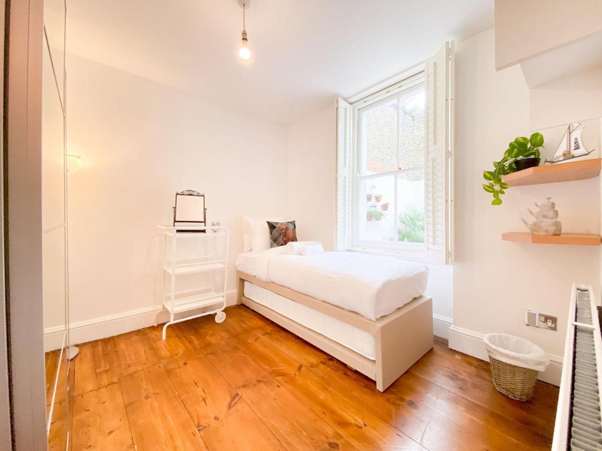 Pass The Keys Garden Apartment In Stockwell Лондон Екстериор снимка