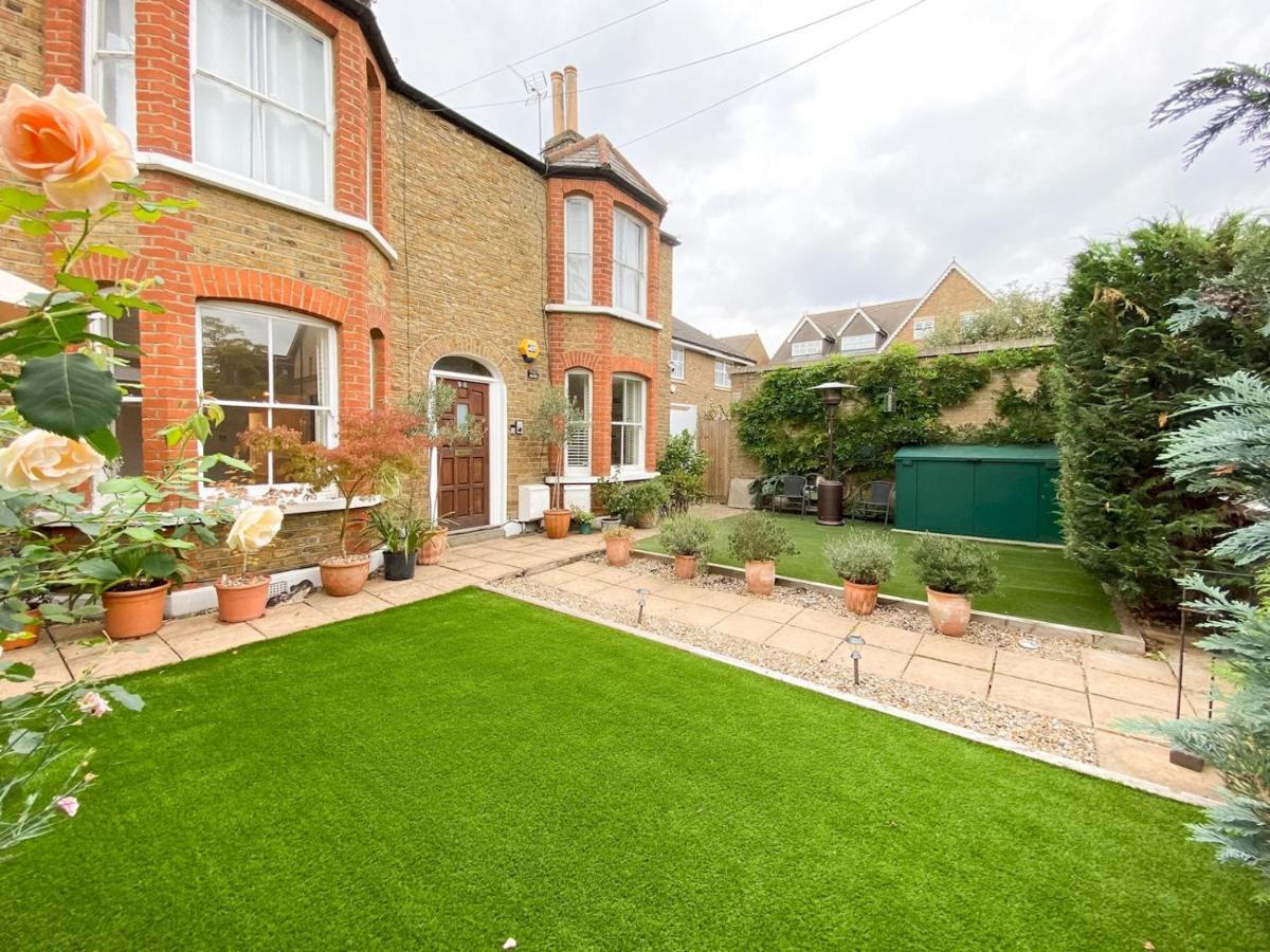 Pass The Keys Garden Apartment In Stockwell Лондон Екстериор снимка