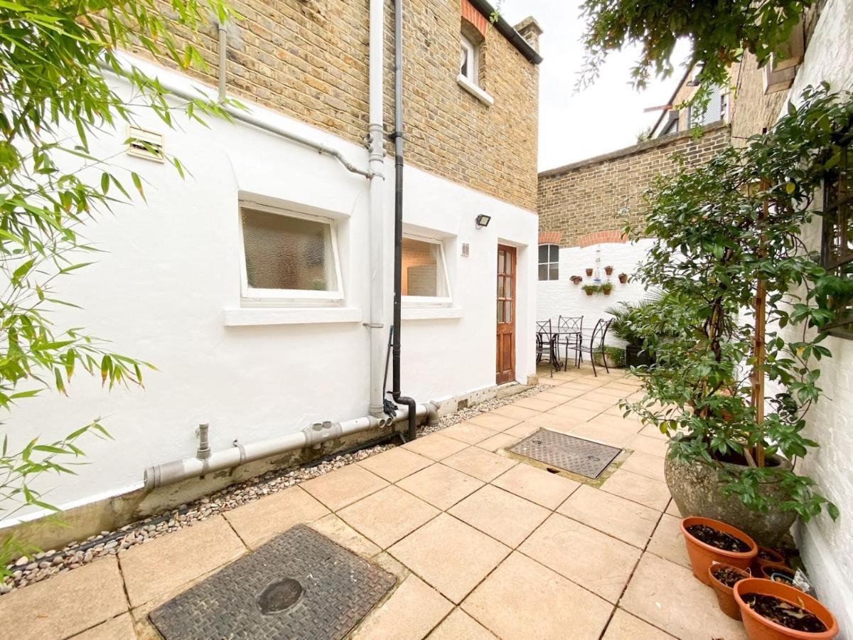 Pass The Keys Garden Apartment In Stockwell Лондон Екстериор снимка